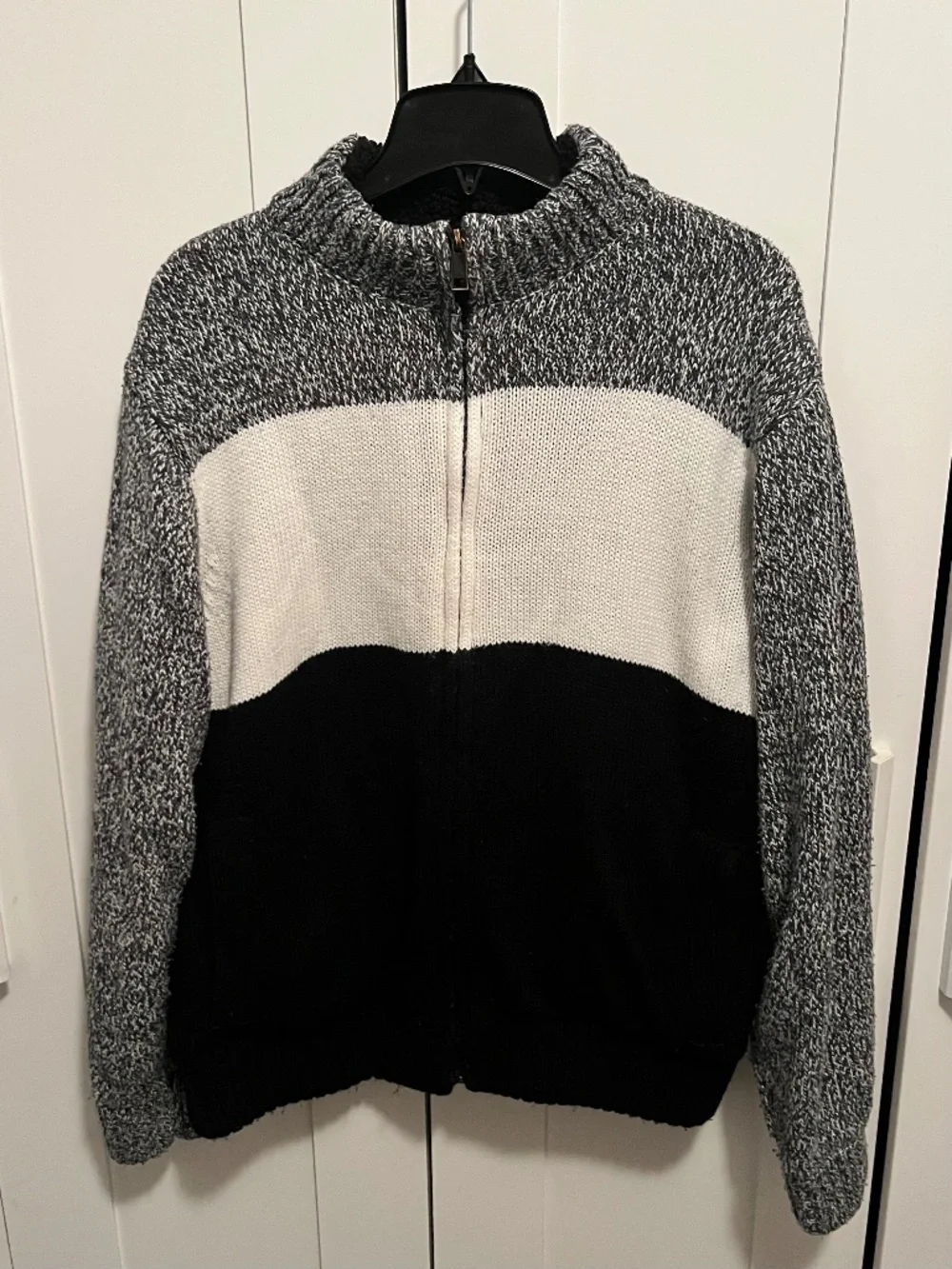 tri-block zip up sweater, extra large
